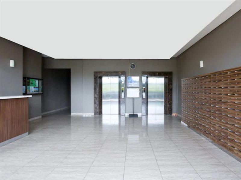 Oyo 2582 Apartemen Serpong Green View Тангеранг Экстерьер фото