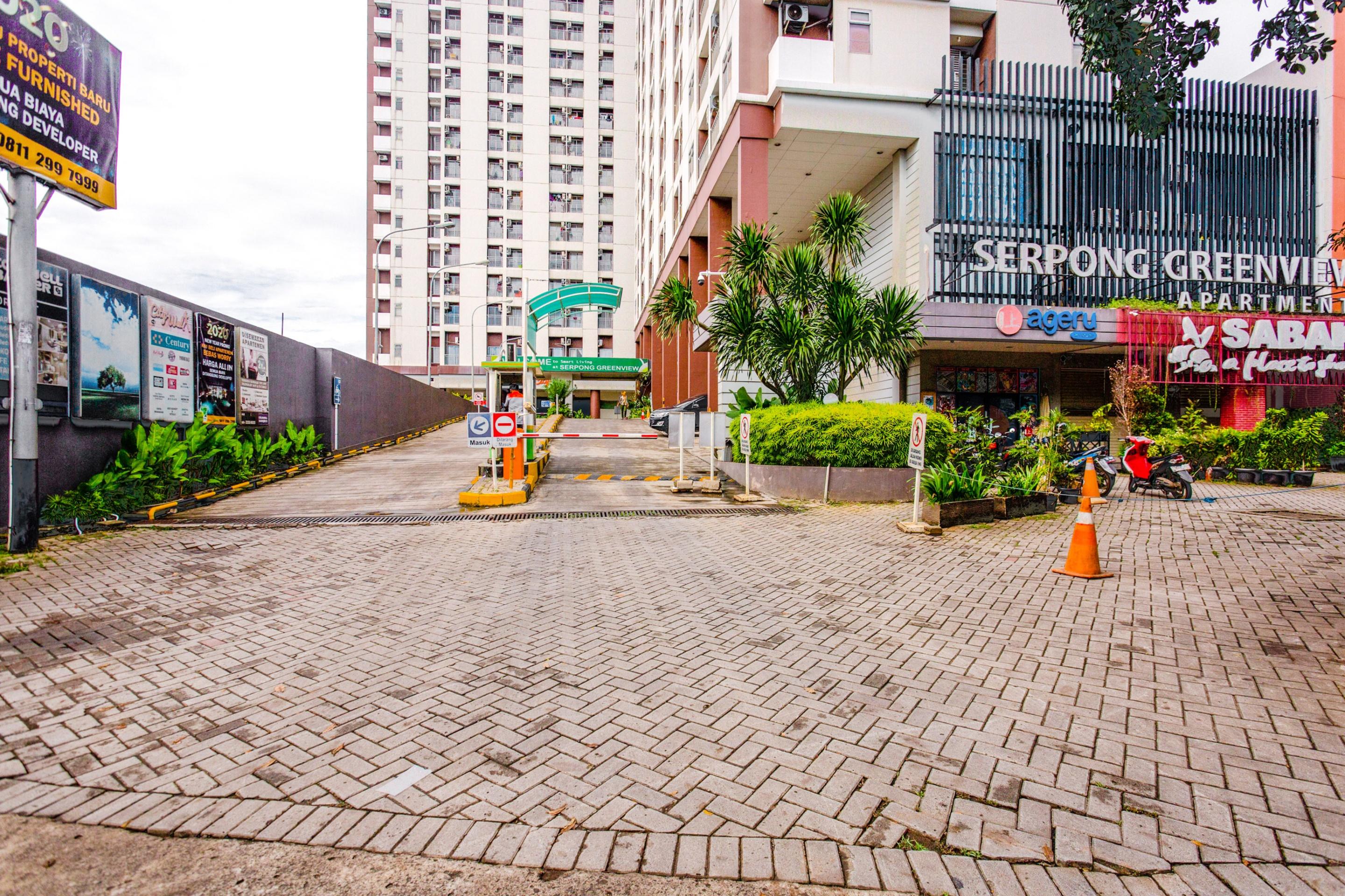 Oyo 2582 Apartemen Serpong Green View Тангеранг Экстерьер фото